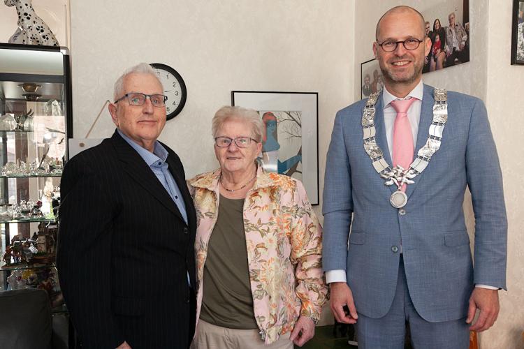 Echtpaar Steenbergen-Netteler 60 jaar getrouwd