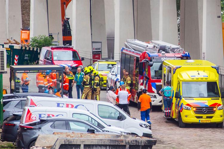 Medewerker onwel na incident met stoffen bij FNsteel