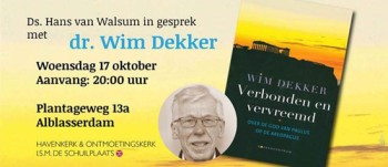 dr. Wim Dekker bij boekhandel de Schuilplaats